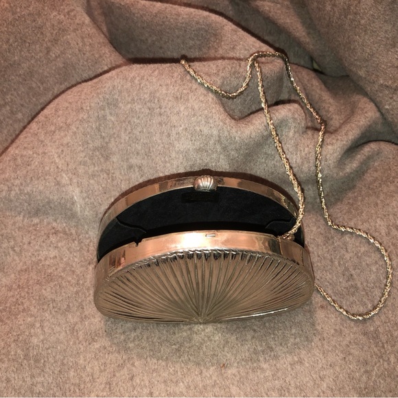 Purse - Picture 4 of 4